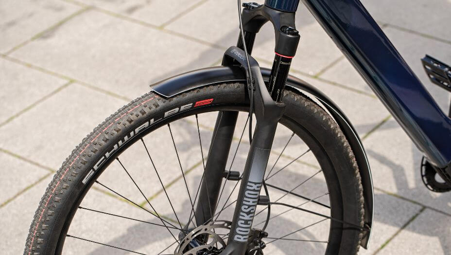 Federgabel und Reifen Coboc Skye